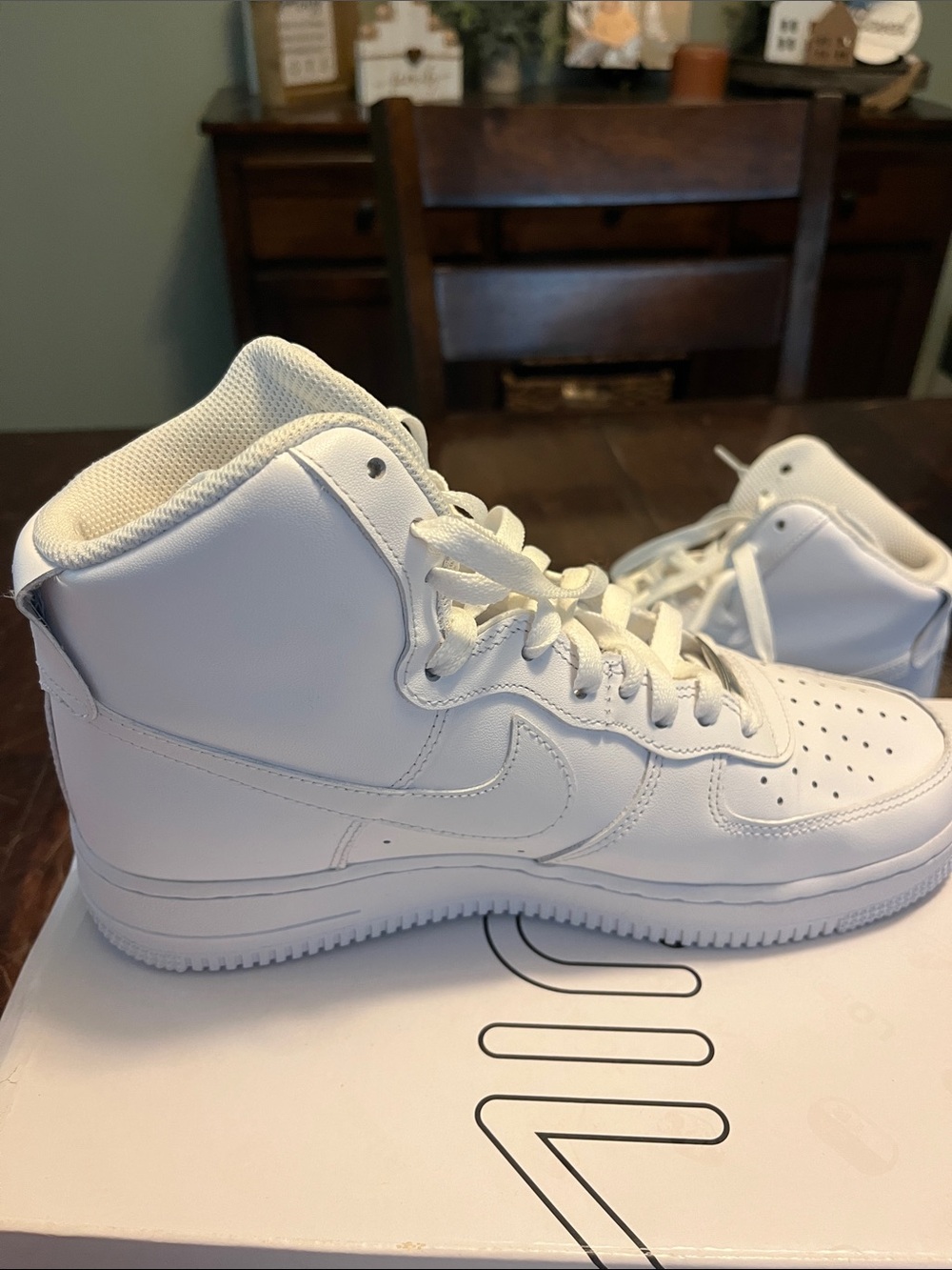 Nike White High-Top Air Force 1